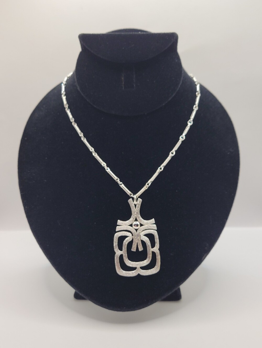 Avon Mayan Silvertone Necklace